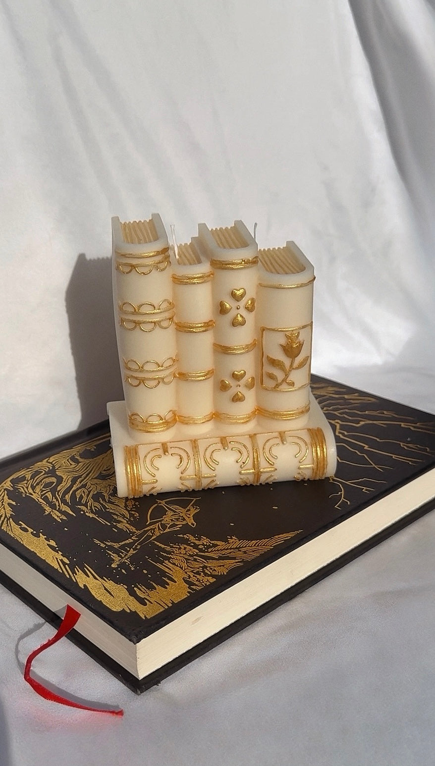 Romantasy (Romantic Fantasy) Book Candle